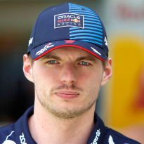 Verstappen klaagt tijdens zaterdagtraining over wegligging Red Bull: "Super raar voor mij"