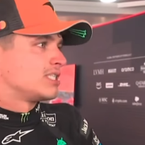 Norris claimt bij Britse media dat Russell gestraft had moeten worden en niet Verstappen