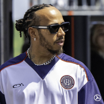 Hamilton suggests company BUYOUT in huge F1 flex