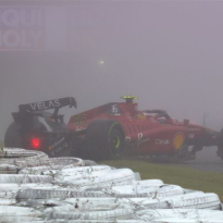 Sainz hints Japanese GP "impossible" start caused by F1 public pressure