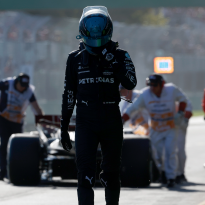 Russell claims 'no reason' Mercedes couldn't win after fiery retirement