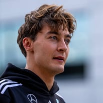 Why George Russell would be a useless poker player...in 0.2 seconds