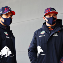 Perez diep onder de indruk van Verstappen: "Maar dat verrast me niet"