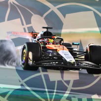 FIA deelt extra straf uit aan Piastri, McLaren-coureur pisnijdig over oneerlijke behandeling