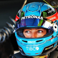 Russell apologises after "inevitable" Sainz contact