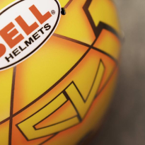 Leclerc brengt ode aan kartperiode met speciaal helmdesign