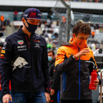 Formule 1-prominenten stelen de show bij James Bond-première | Social Wall