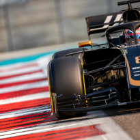 Grosjean kritisch na bandentest: "Slijtageprobleem nog steeds niet verholpen"