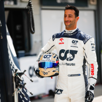 Ricciardo highlights 'cool' aspect about Hamilton and Alonso