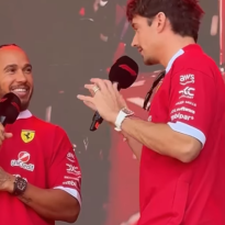 Hamilton y Leclerc realizan búsqueda del MEJOR fan de Ferrari