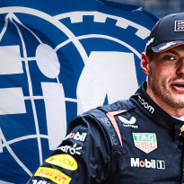 Verstappen krijgt FIA-onderzoek aan zijn broek na incident tijdens sprintkwalificatie