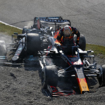Verstappen heeft Hamilton vergeven voor crashes: 'Zo gaat het in het racen'