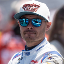 Kyle Larson has Denny Hamlin and Kevin Harvick NASCAR records in sight at Kansas