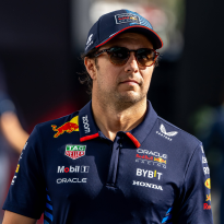 Red Bull pair spotted meeting RIVAL team boss at Chinese GP