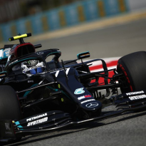 "Annoying" to be beaten to pole by Hamilton with tiniest of margins - Bottas