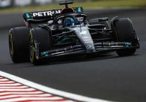 Russell queda fuera en la Q1; Checo avanza en 3º