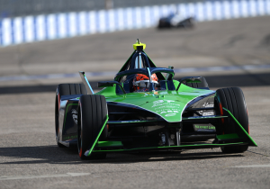 Aitken overweegt toekomst in Formule E na rookietest: 'Meer genoten dan ik had verwacht'