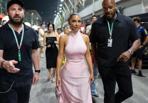 Gedrag Kim Kardashian geanalyseerd: 'Ze is doodsbang en schaamt zich'