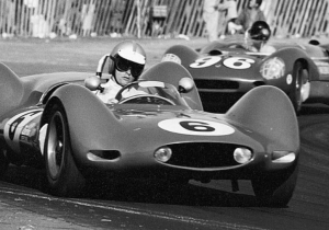 Voormalig Formule 1-coureurs Penske en Unser vieren verjaardag