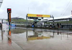 Hamilton tops FP2 with solitary lap