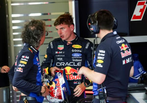 Max Verstappen is er even klaar mee na kwalificatie in Azerbeidzjan: 'Ja, flikker op'
