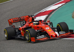 Rosberg: 'Ferrari volledig op het verkeerde spoor met auto en dat weten ze'