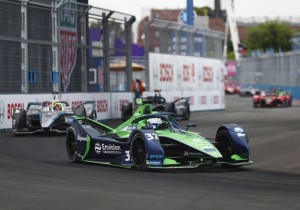 Formule E: Cassidy pakt overwinning na complete chaos in New York, Frijns naar het podium