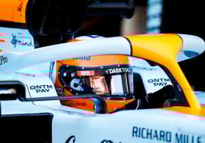 'McLaren overweegt vervanging van chasis voor tegenvallende Ricciardo'