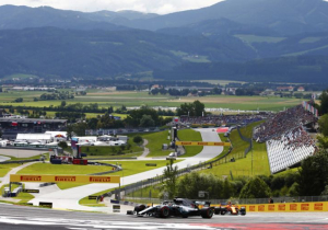 Eerste vrije training Oostenrijk: Mercedes leidt, Verstappen sluit aan