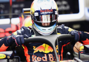 Damon Hill: 'Ricciardo kan last hebben van onzekerheid over contract'
