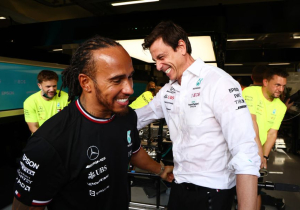 Mercedes pay tribute to 'greatest of all time' F1 legend