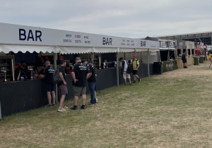De horeca op Silverstone: wat betaal je voor een pintje in Engeland?