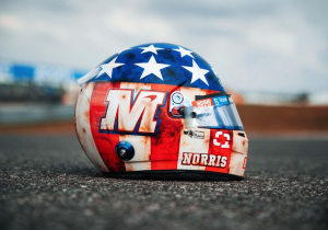 IN BEELD: Coureurs pronken in Austin massaal met speciale helmontwerpen