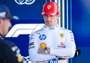 Leclerc baalt enorm van crash in slotfase GP Miami: "Dit mag nooit meer gebeuren"