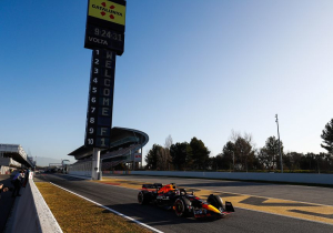 Sainz, en grande en Bahréin; Checo, décimo