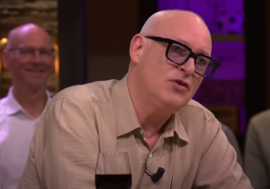 Van der Gijp begrijpt niks van John de Mol: "Dit moet je niet bij Viaplay uitzenden"