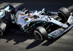 Mercedes car completely changed for test two