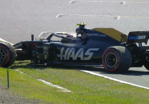 Magnussen follows Kubica into the wall in Japanese GP qualifying
