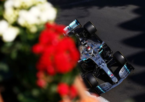 Hamilton tevreden: 'Ferrari en Max waren snel, dus dit is geweldig'