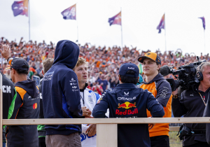 LIVE | F1 in Zandvoort: Drivers' Parade zit erop, coureurs maken zich klaar voor de race