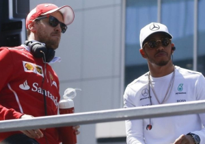 Doornbos: 'Genoten van stuivertje wisselen tussen Hamilton en Vettel'