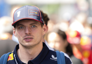 Verstappen CONFIRMA que chocó intencionalmente contra Russell