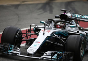 Lewis Hamilton: "Red Bull zal een echte concurrent zijn dit jaar"