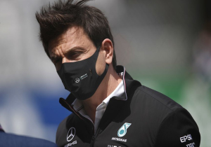 Wolff: Berichten over Daimler-aandelen Mercedes zijn een misverstand