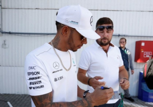 Hamilton baalt van vierde startplek: "Want inhalen is hier onmogelijk"