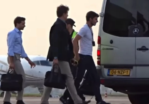 Uitgelekte foto's van Verstappen op vliegveld met Wolff blijken nep