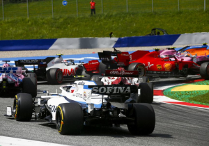 Vettel baalt van crash: "Had niet veel anders kunnen doen"