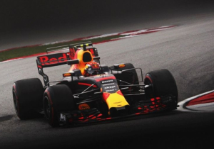 FOTO: Dit is het nieuwe logo van (Aston Martin) Red Bull Racing!