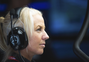 Former Hamilton ally Cullen shares cryptic 'stand alone' post after Indy 500 agony