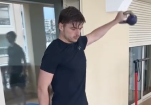 Verstappen weer hard aan het sporten geslagen in Monaco